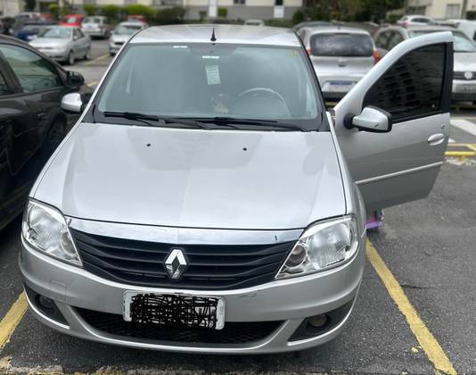 RENAULT LOGAN 1.0 EXPRESSION 16V FLEX 4P MANUAL RENAULT LOGAN 1.0 EXPRESSION 16V FLEX 4P MANUAL